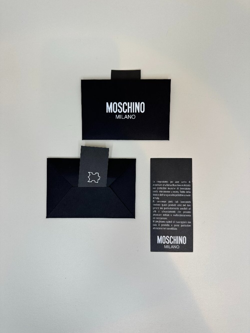 Moschino Tie Me Metallic Silver Tote Bag — Unused With Box, Dust Bag & Tags - Picture 4 of 14